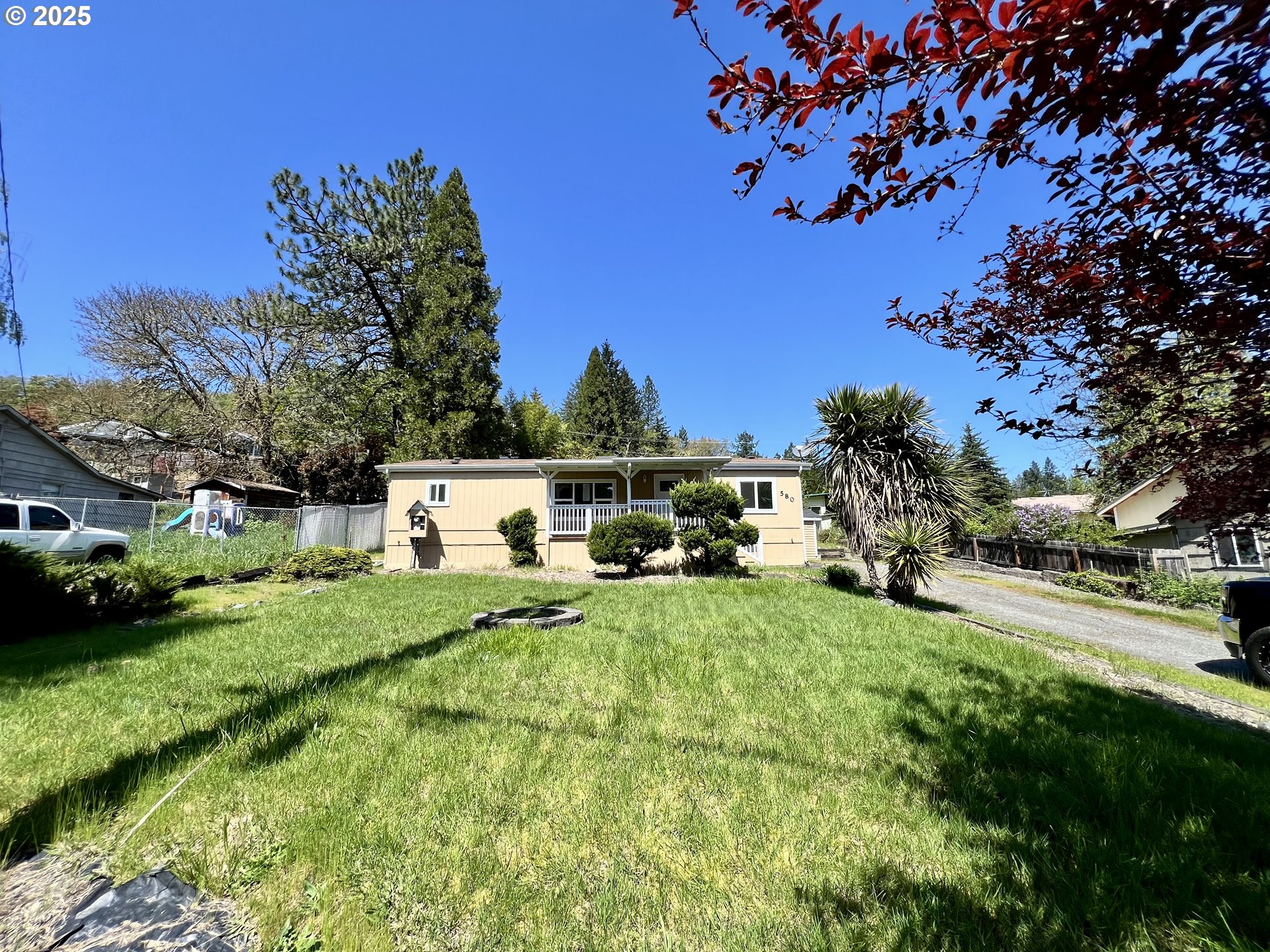 Listing image 1