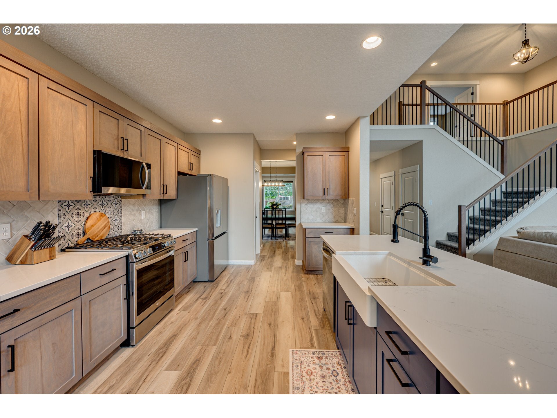 300 THISTLE CT
