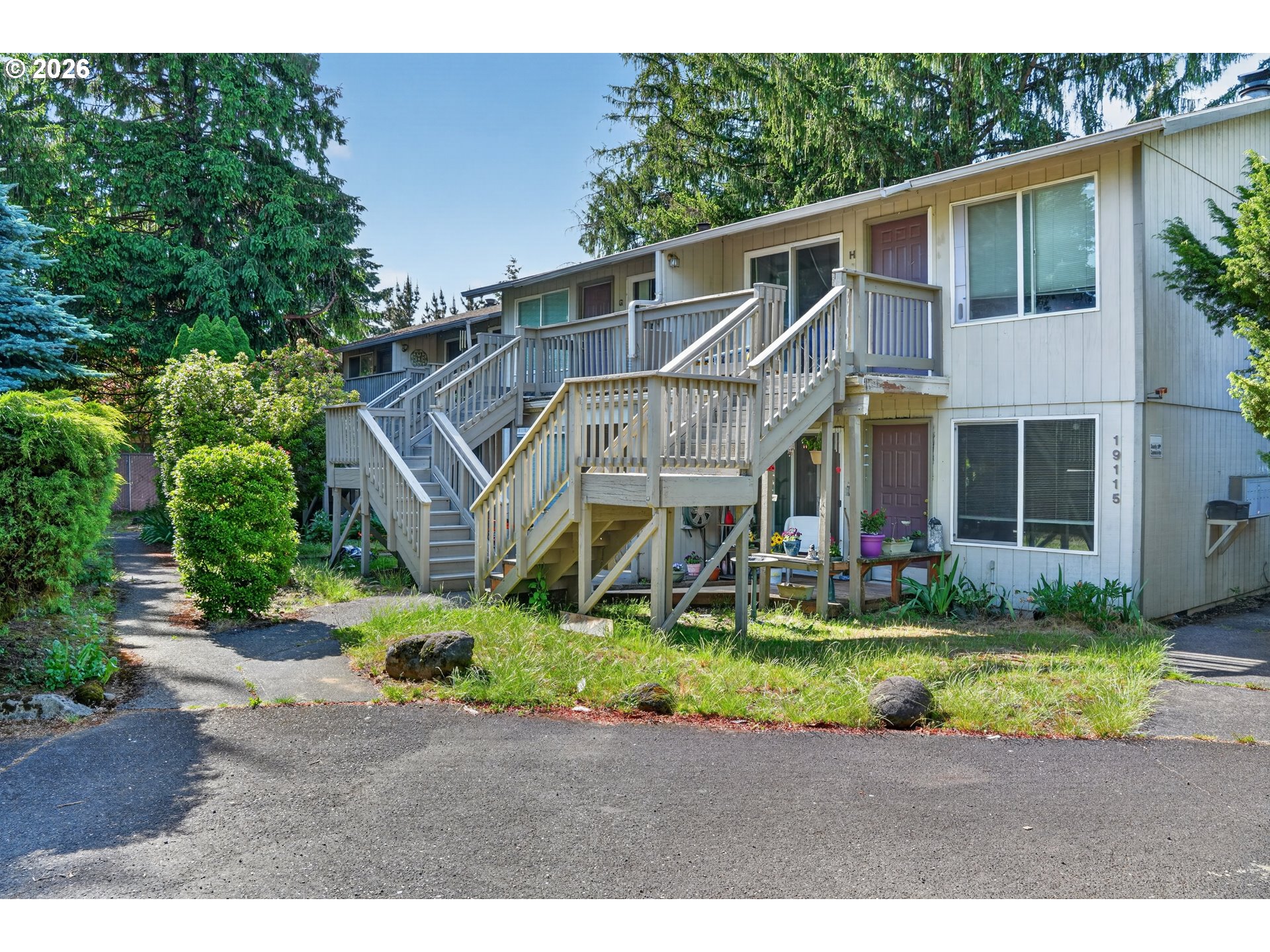 19109 SE YAMHILL ST