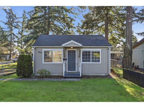 7620 SE CRYSTAL SPRINGS BLVD Portland OR 97206