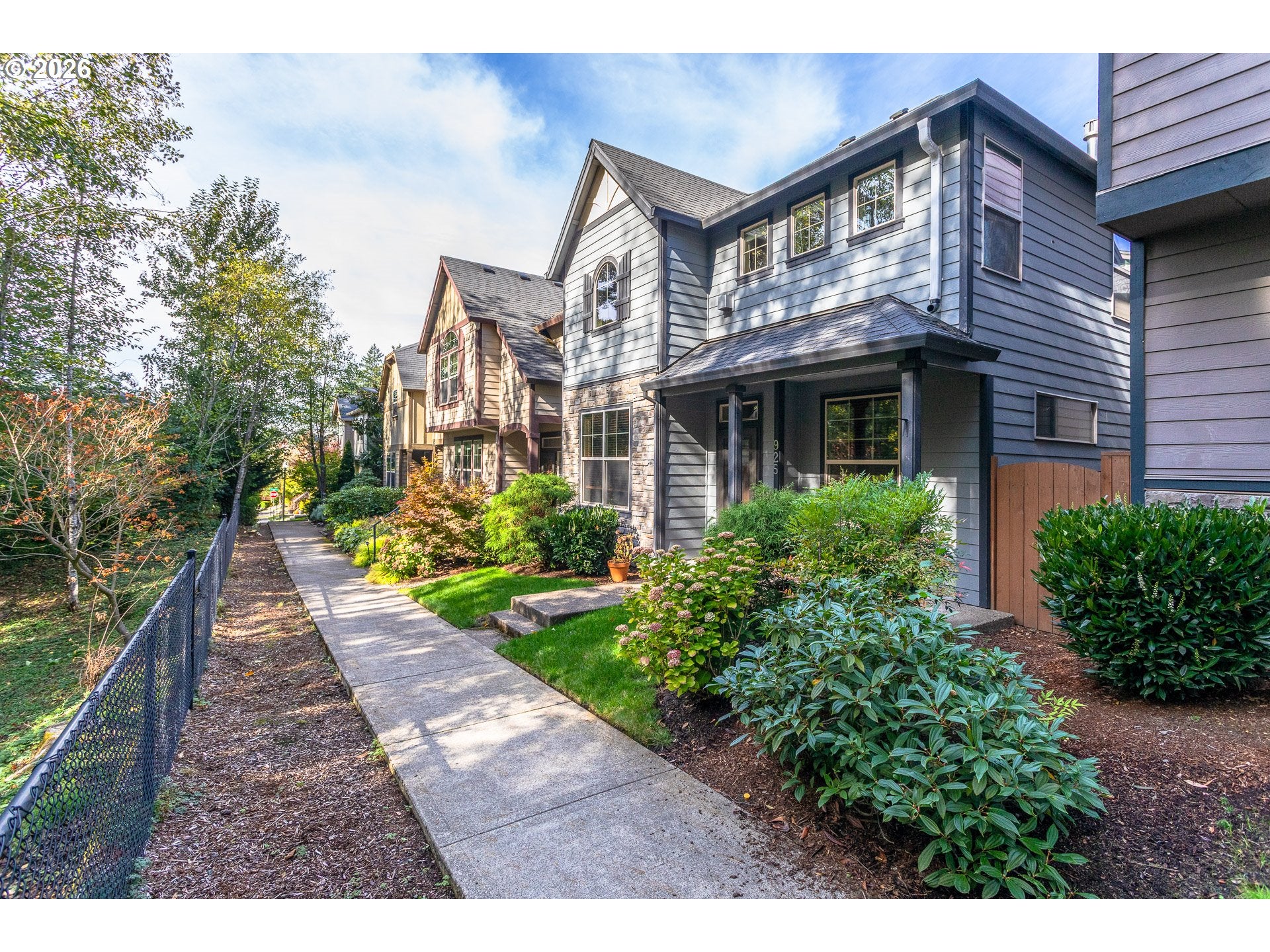 925 SW MOZART TER