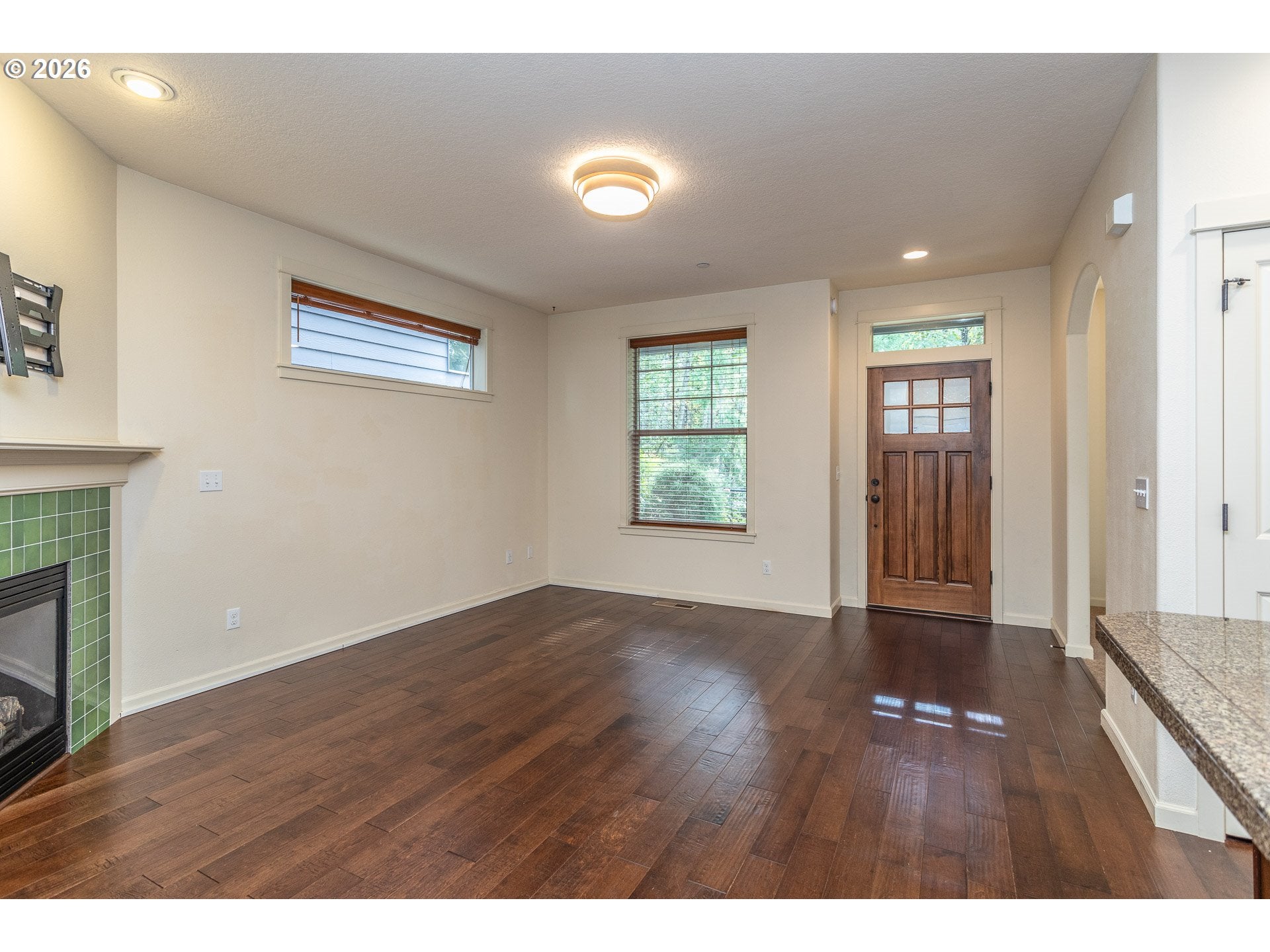 925 SW MOZART TER