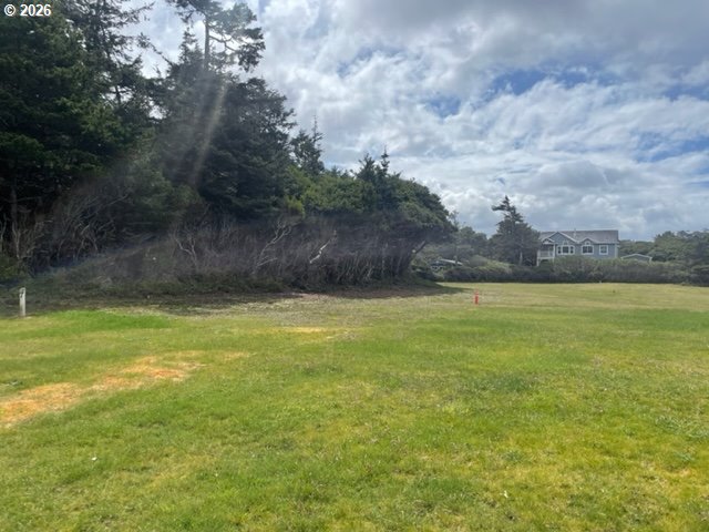 Shoreline Dr 116-120