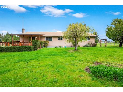 A home in Estacada