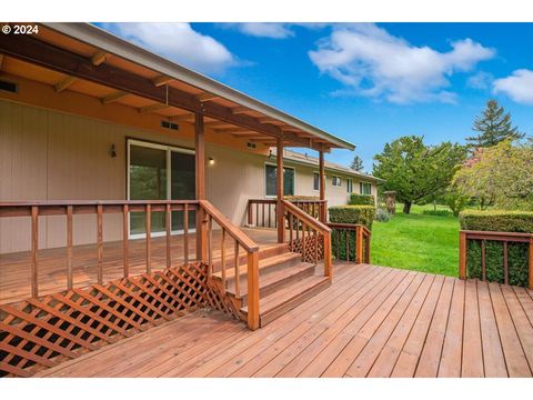 A home in Estacada