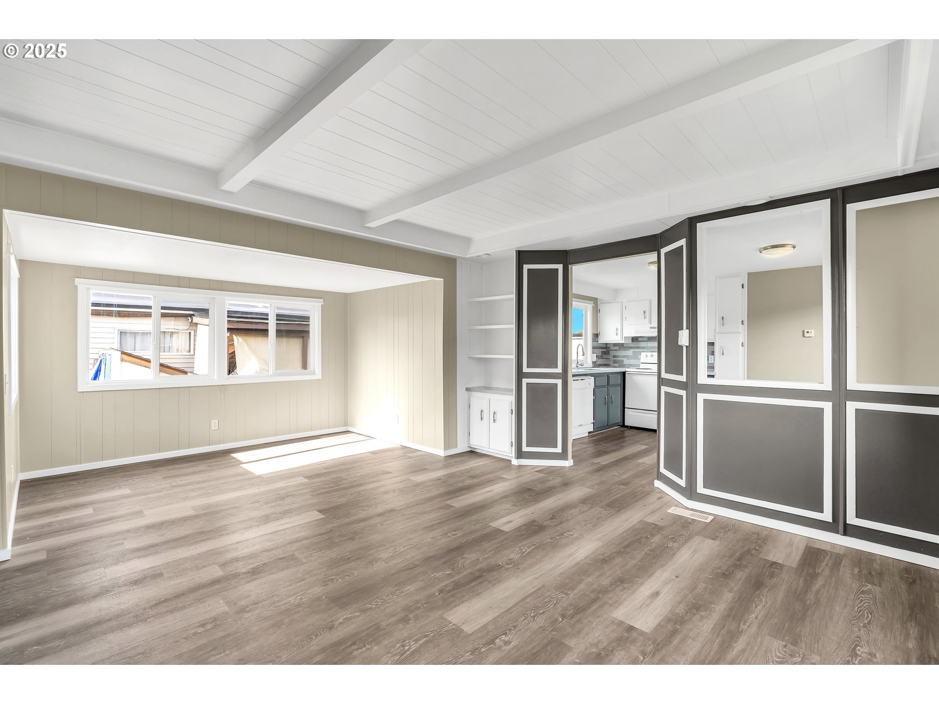 10701 SE HIGHWAY 212 J3