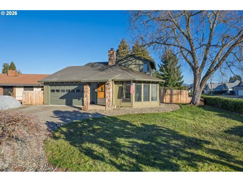 1205 NW LITTLEWOOD CT Roseburg OR 97471