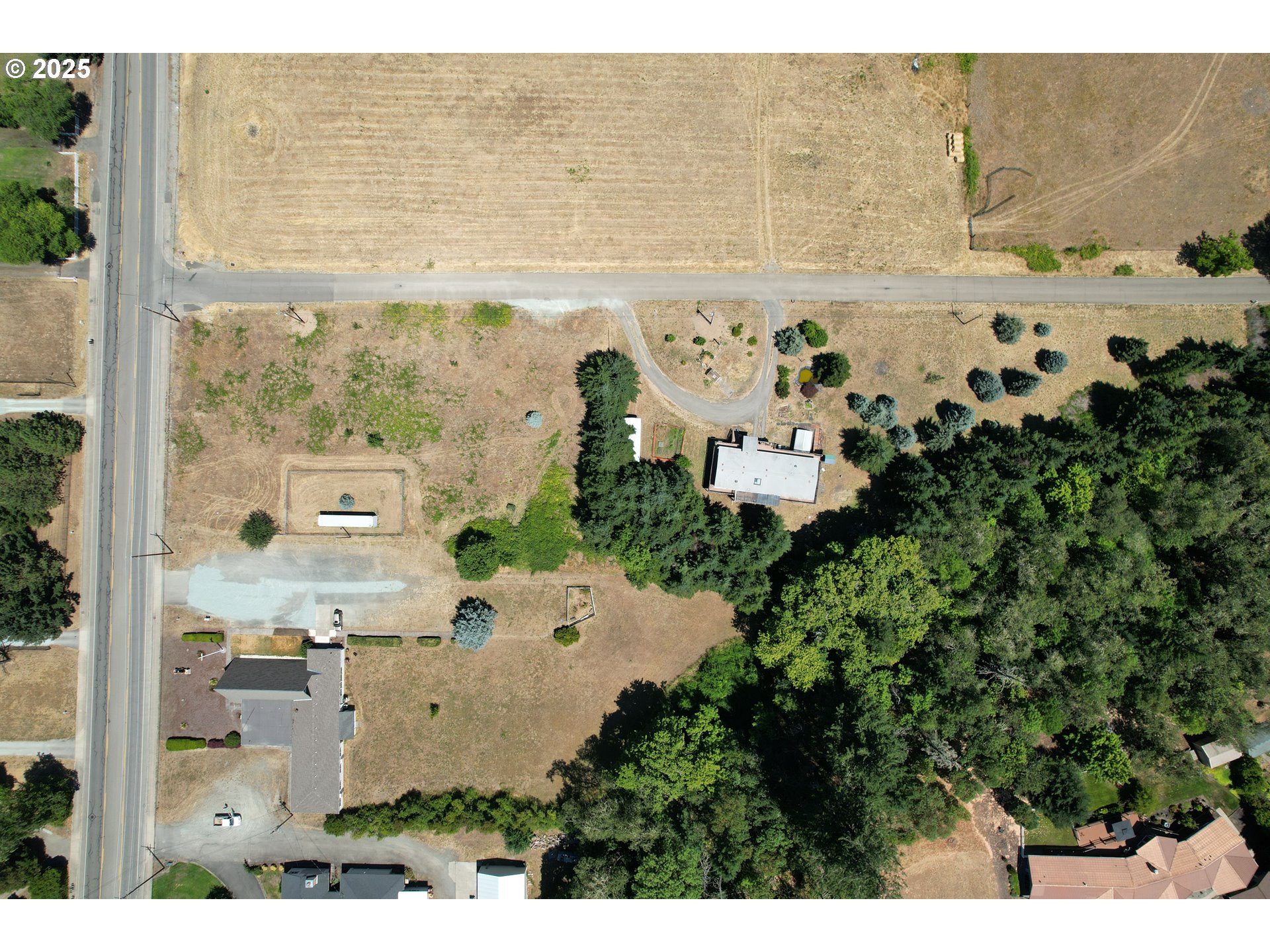 438 N OLD PACIFIC HWY