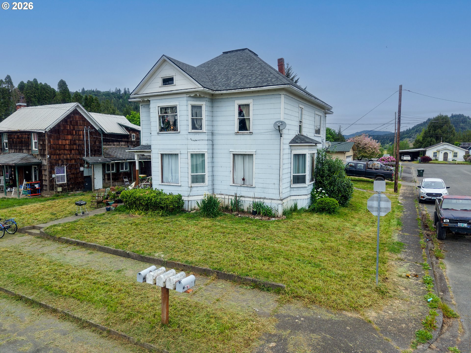 131 ASH ST