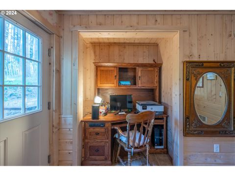 A home in Port Orford