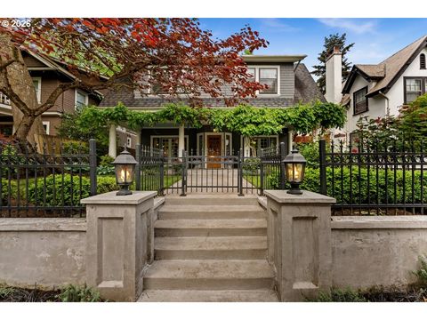 2815 NE 15TH AVE Portland OR 97212