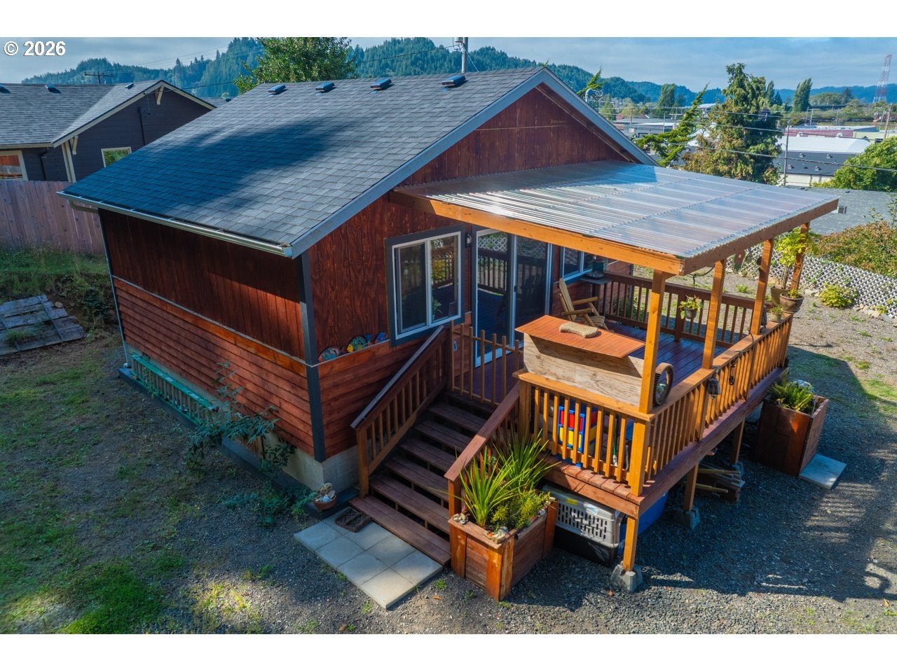 442 ELM AVE
