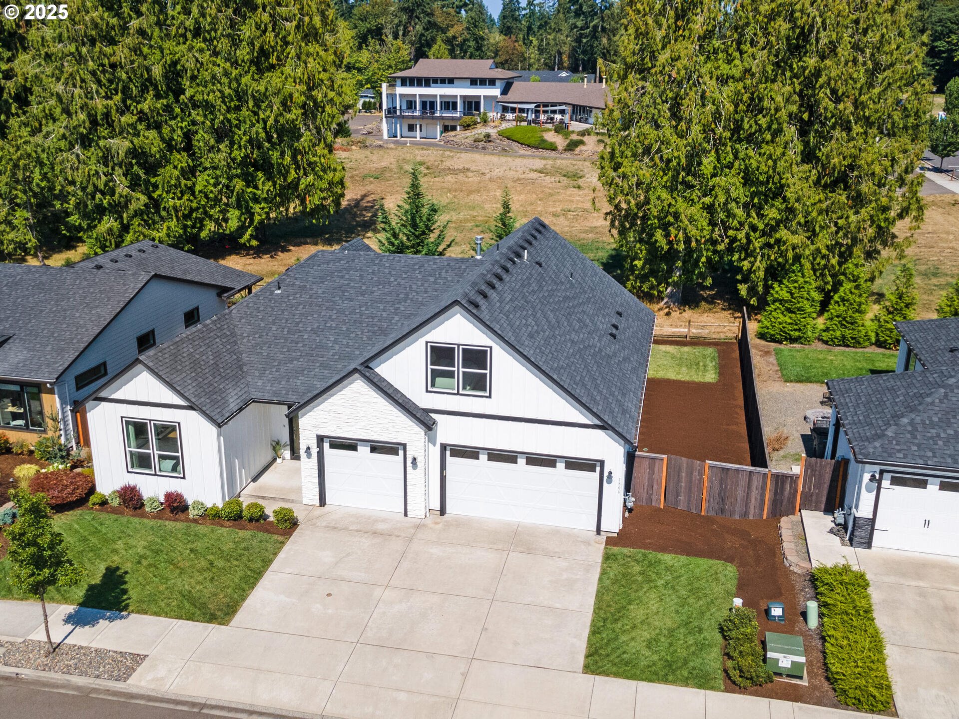 Brush Prairie, Washington 98606, United States, 3 Bedrooms Bedrooms, ,3 BathroomsBathrooms,Residential,Pending,204802