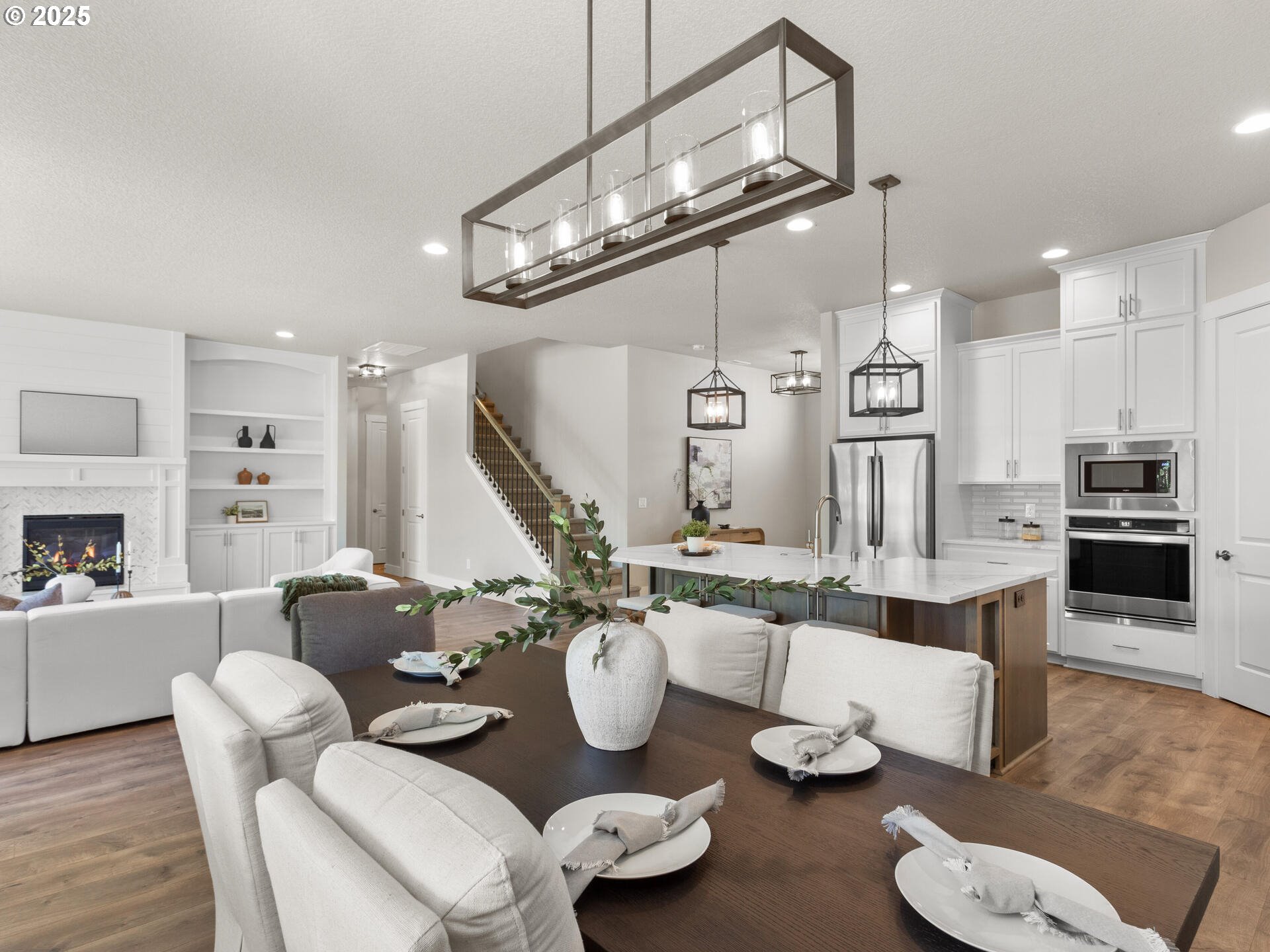 Brush Prairie, Washington 98606, United States, 3 Bedrooms Bedrooms, ,3 BathroomsBathrooms,Residential,Pending,204802