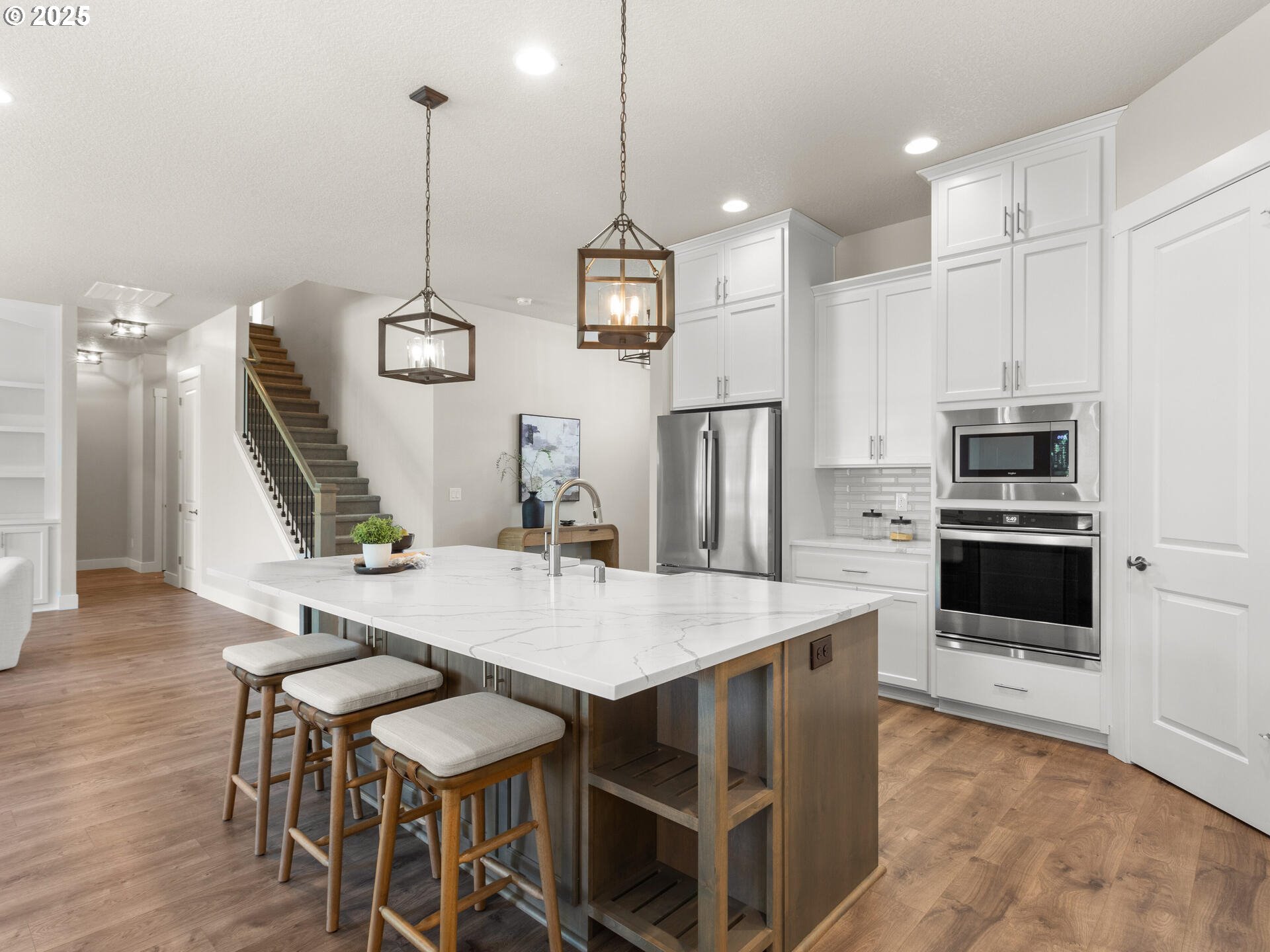 Brush Prairie, Washington 98606, United States, 3 Bedrooms Bedrooms, ,3 BathroomsBathrooms,Residential,Pending,204802