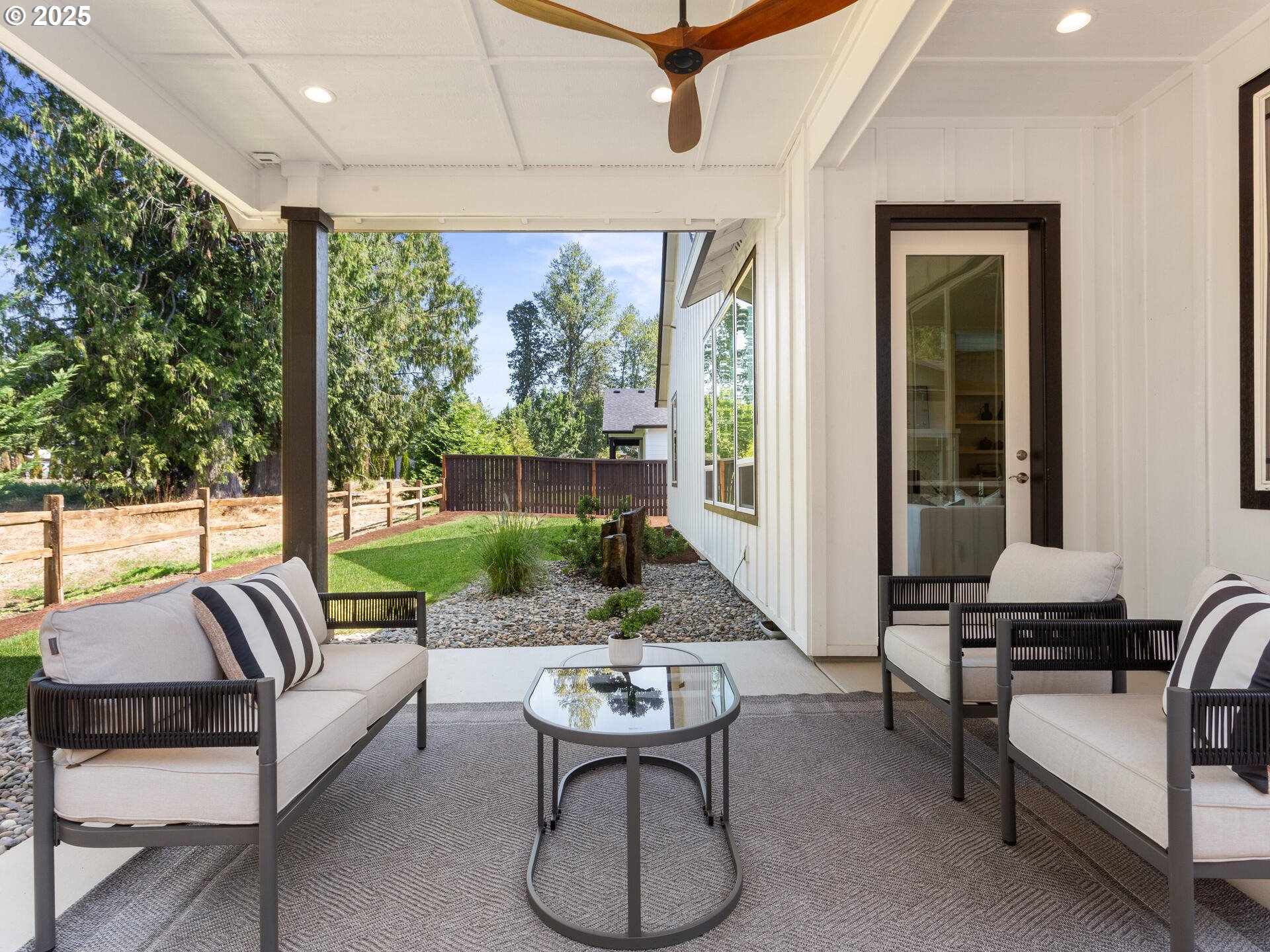 Brush Prairie, Washington 98606, United States, 3 Bedrooms Bedrooms, ,3 BathroomsBathrooms,Residential,Pending,204802