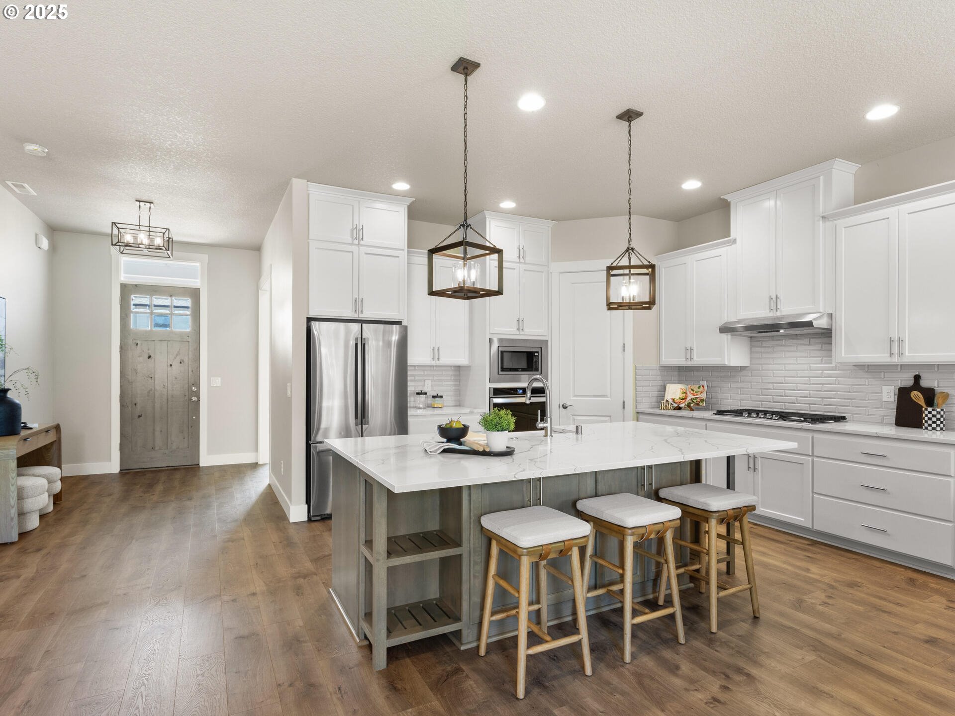 Brush Prairie, Washington 98606, United States, 3 Bedrooms Bedrooms, ,3 BathroomsBathrooms,Residential,Pending,204802