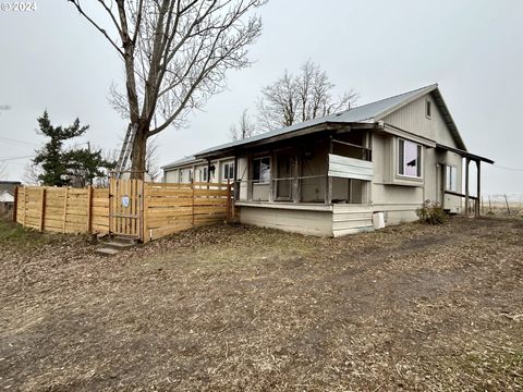 A home in Centerville