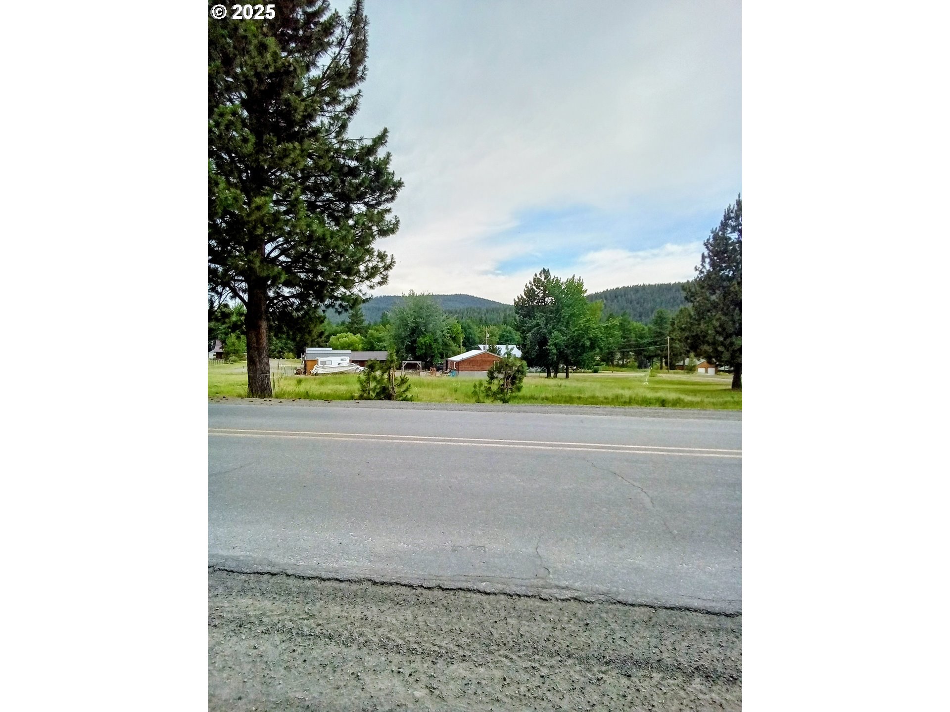 235 W NORTH ST