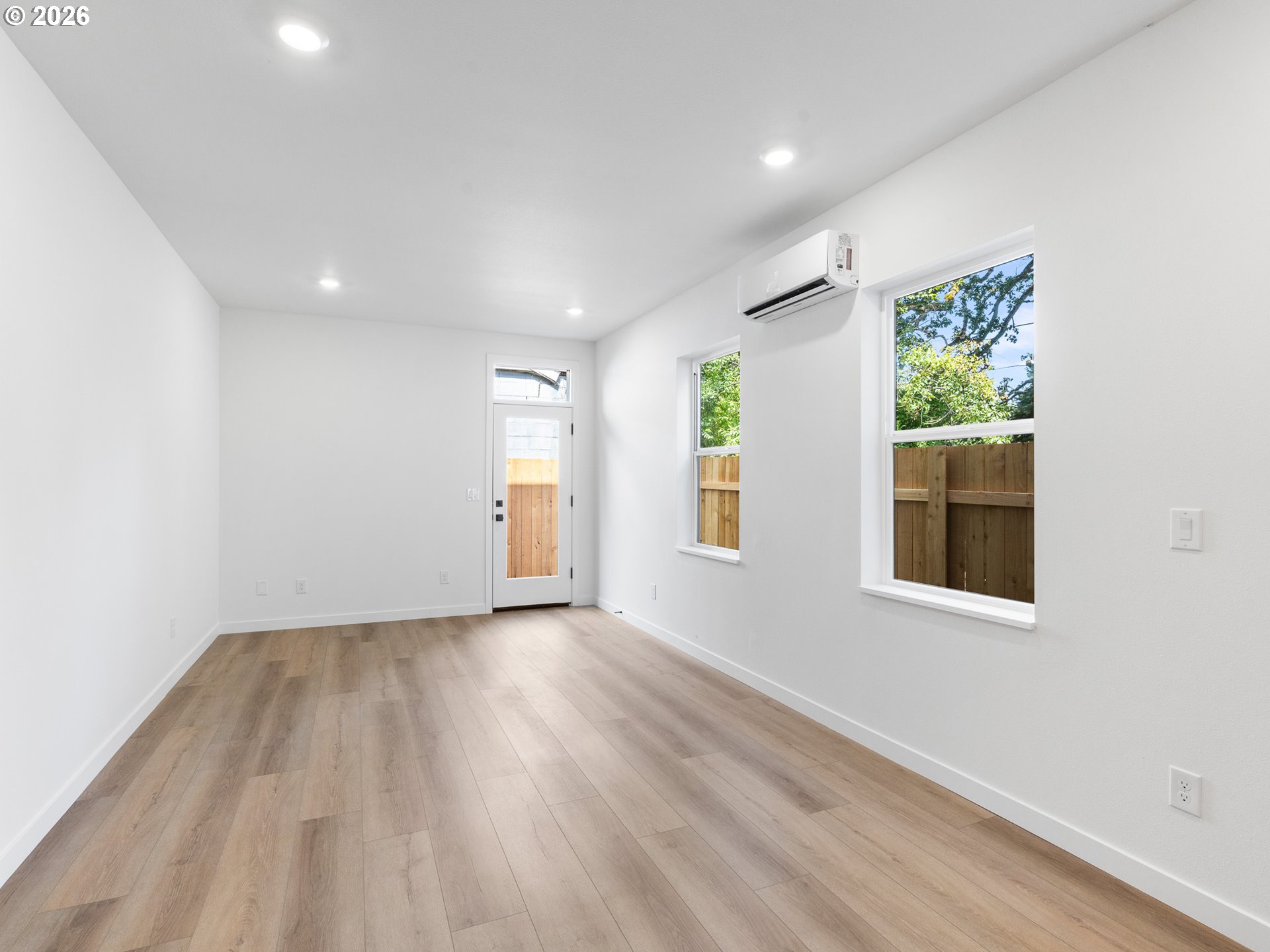 3855 N Willis BLVD 6