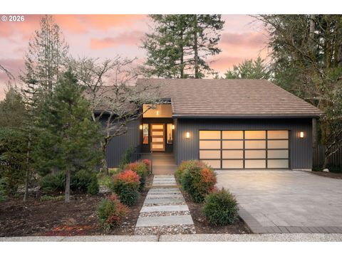 10002 SW BALMER CIR Portland OR 97219