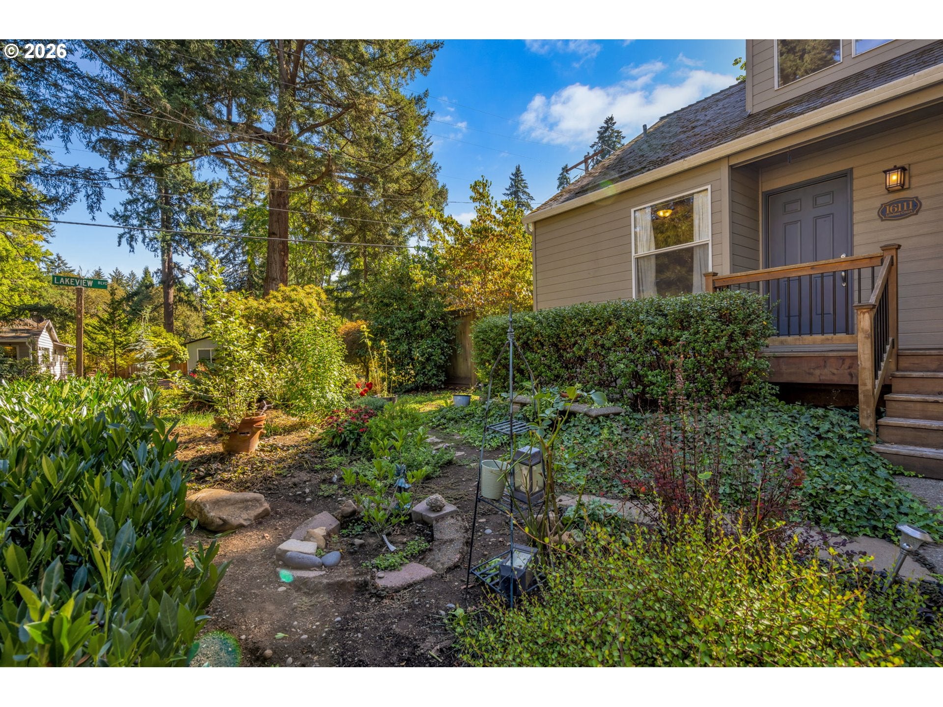 16111 LINDSAY CT