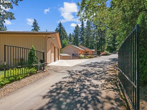 29530 HODSDONSDALE LN Eugene OR 97402