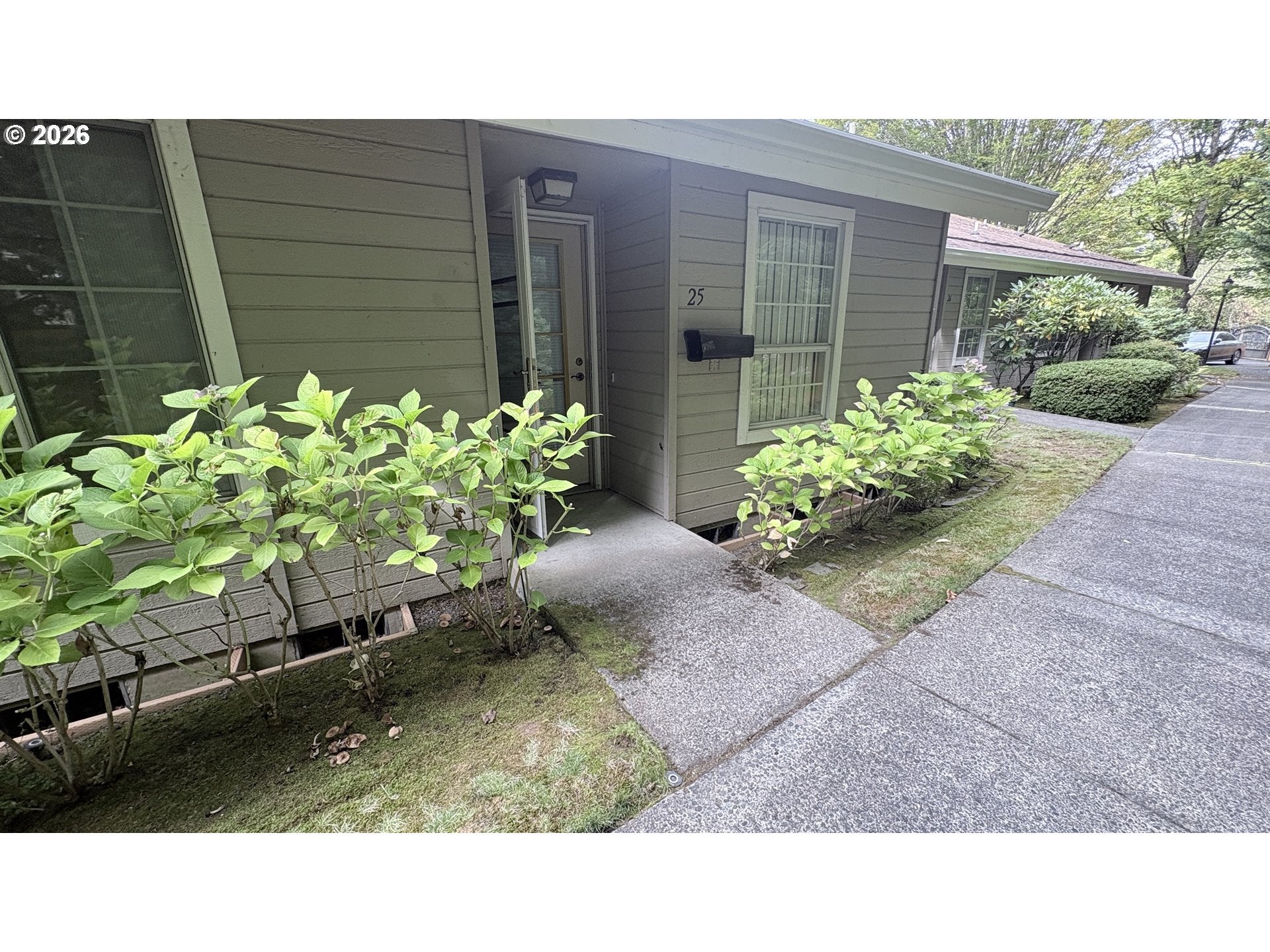 13775 SW SCHOLLS FERRY RD 25