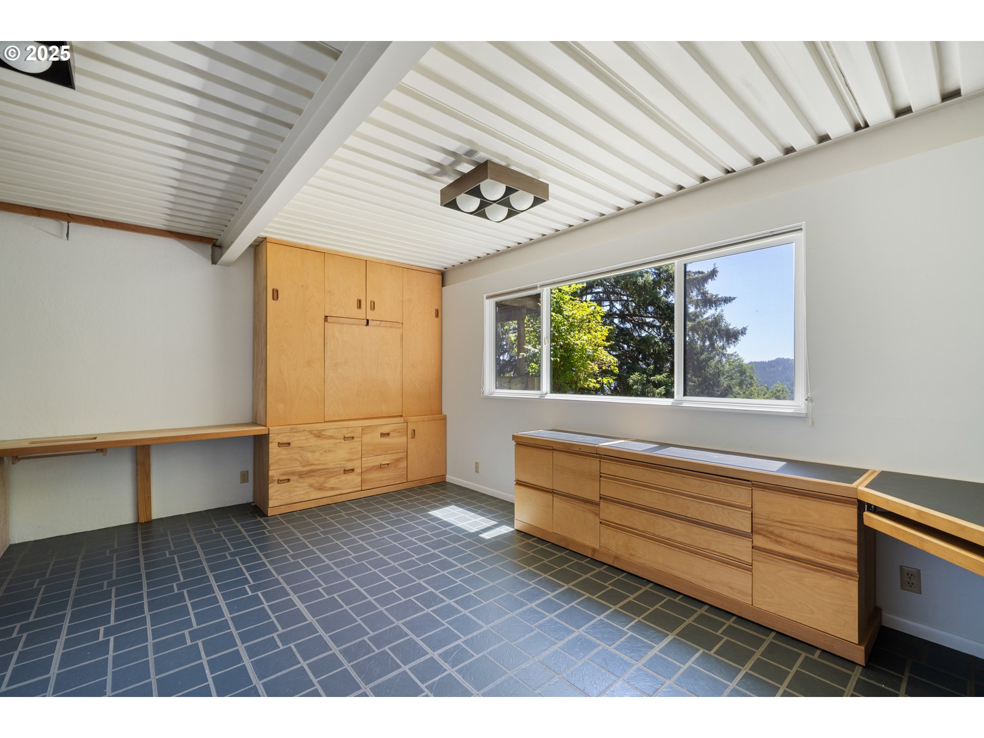 Otis, Oregon 97368, United States, 4 Bedrooms Bedrooms, ,2 BathroomsBathrooms,Residential,Active,178555