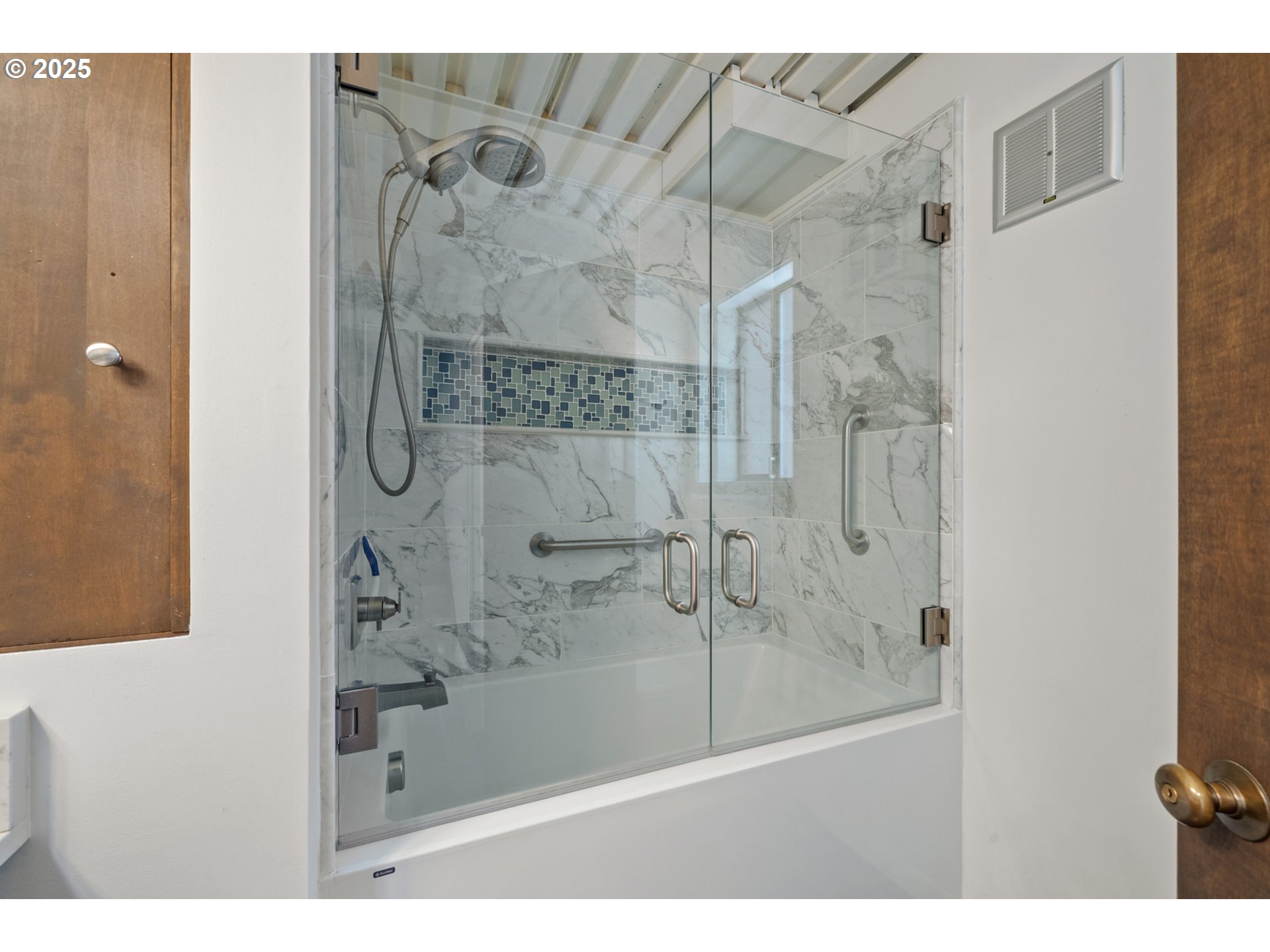 Otis, Oregon 97368, United States, 4 Bedrooms Bedrooms, ,2 BathroomsBathrooms,Residential,Active,178555