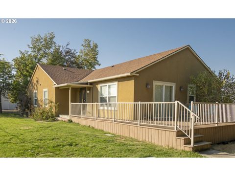 MLS: 136901152