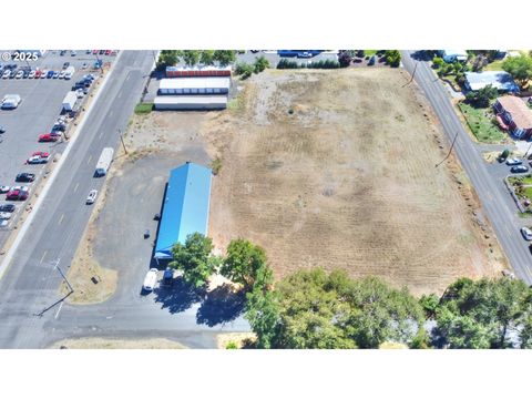 702 MYRTLE ST The Dalles OR 97058