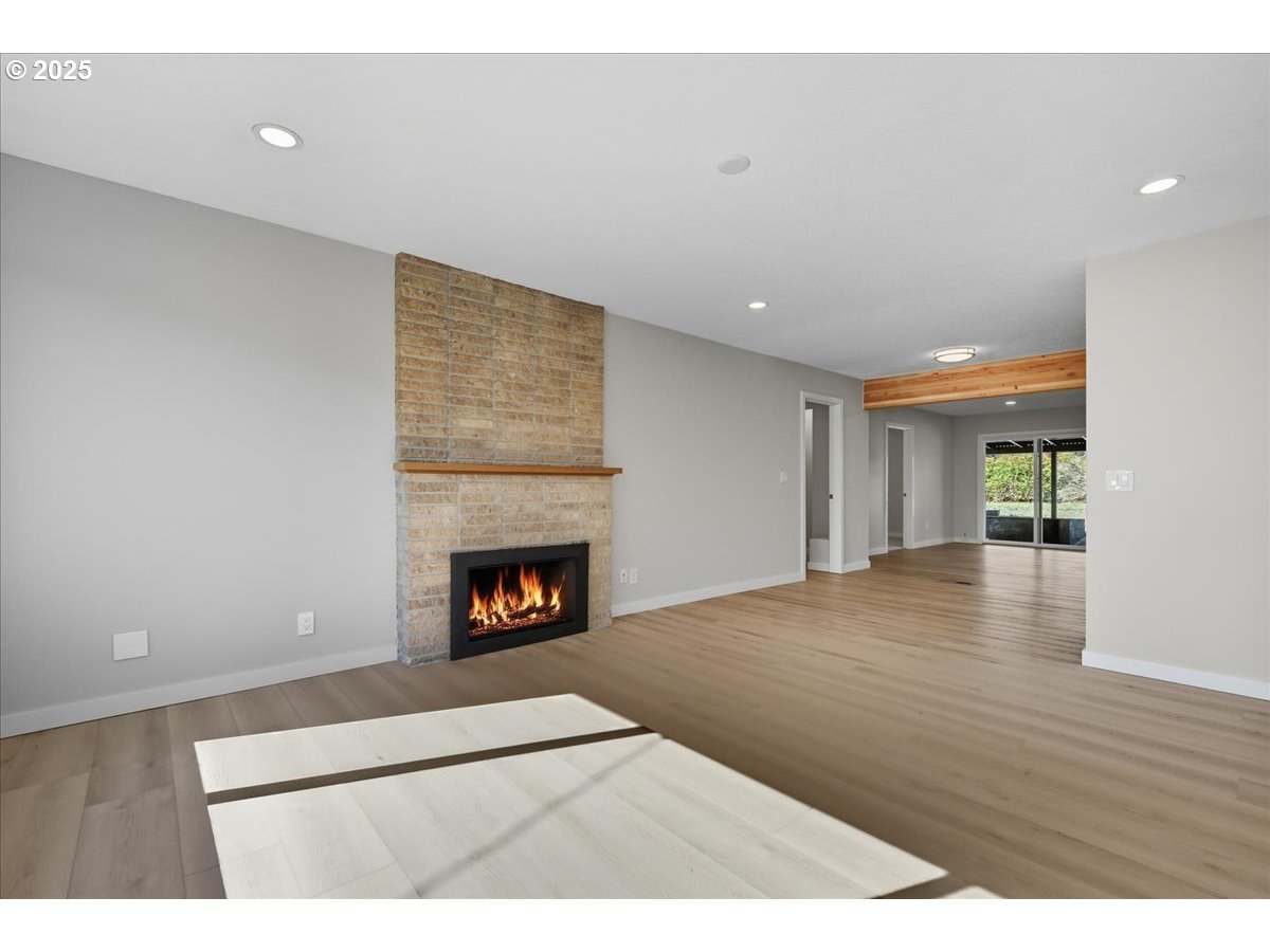 187 ELMAR DR