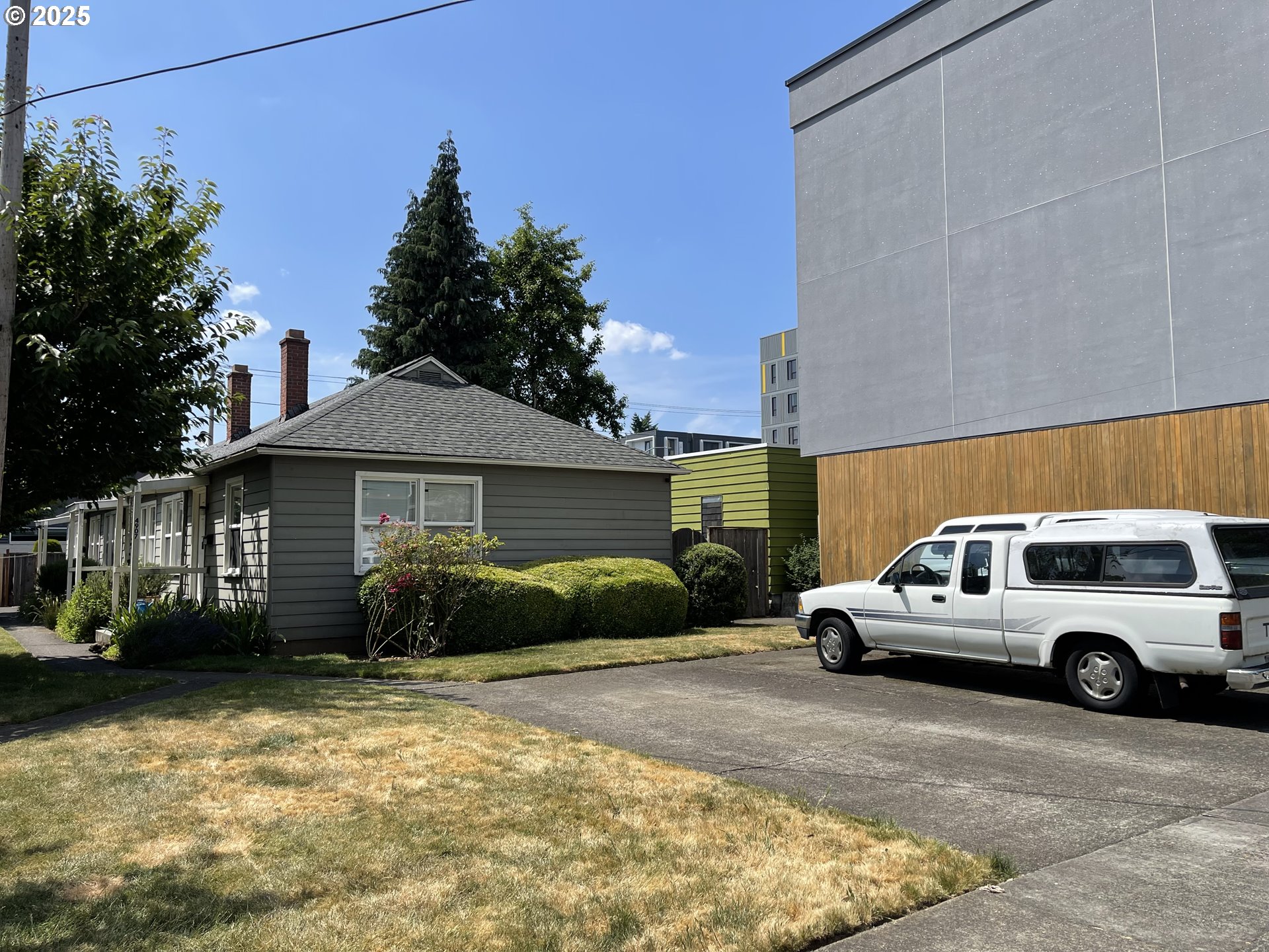 4901 N Maryland