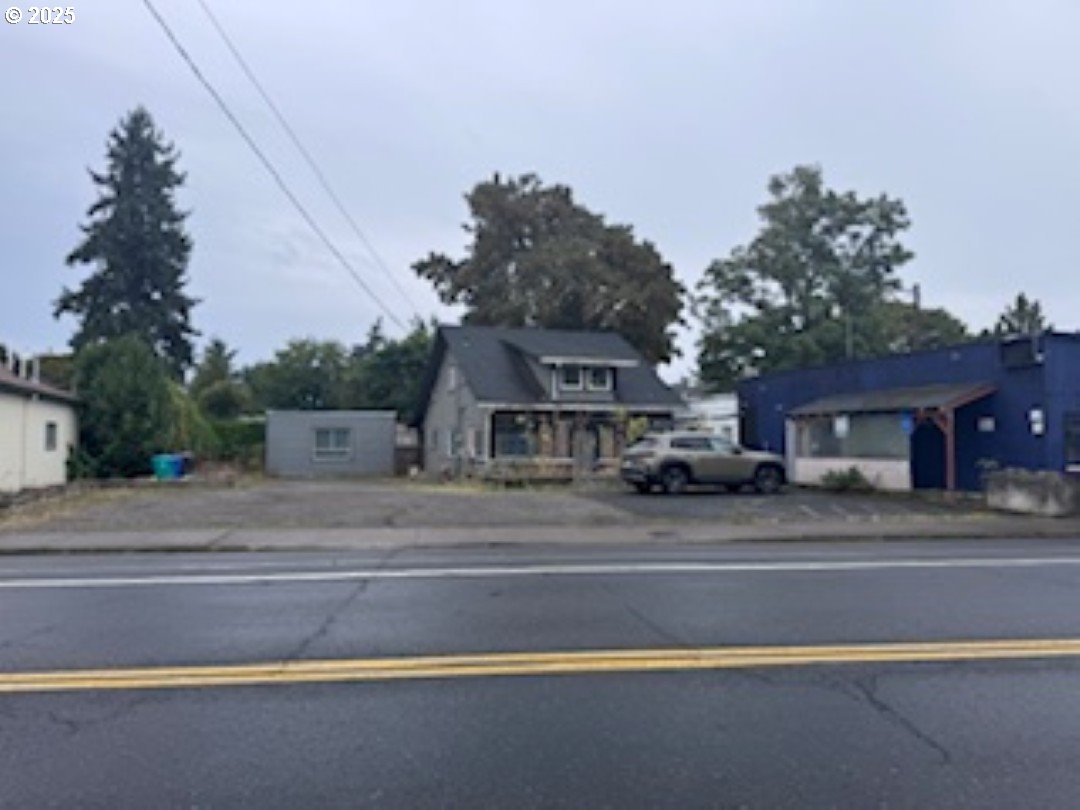 6912 6926 SE 52ND AVE