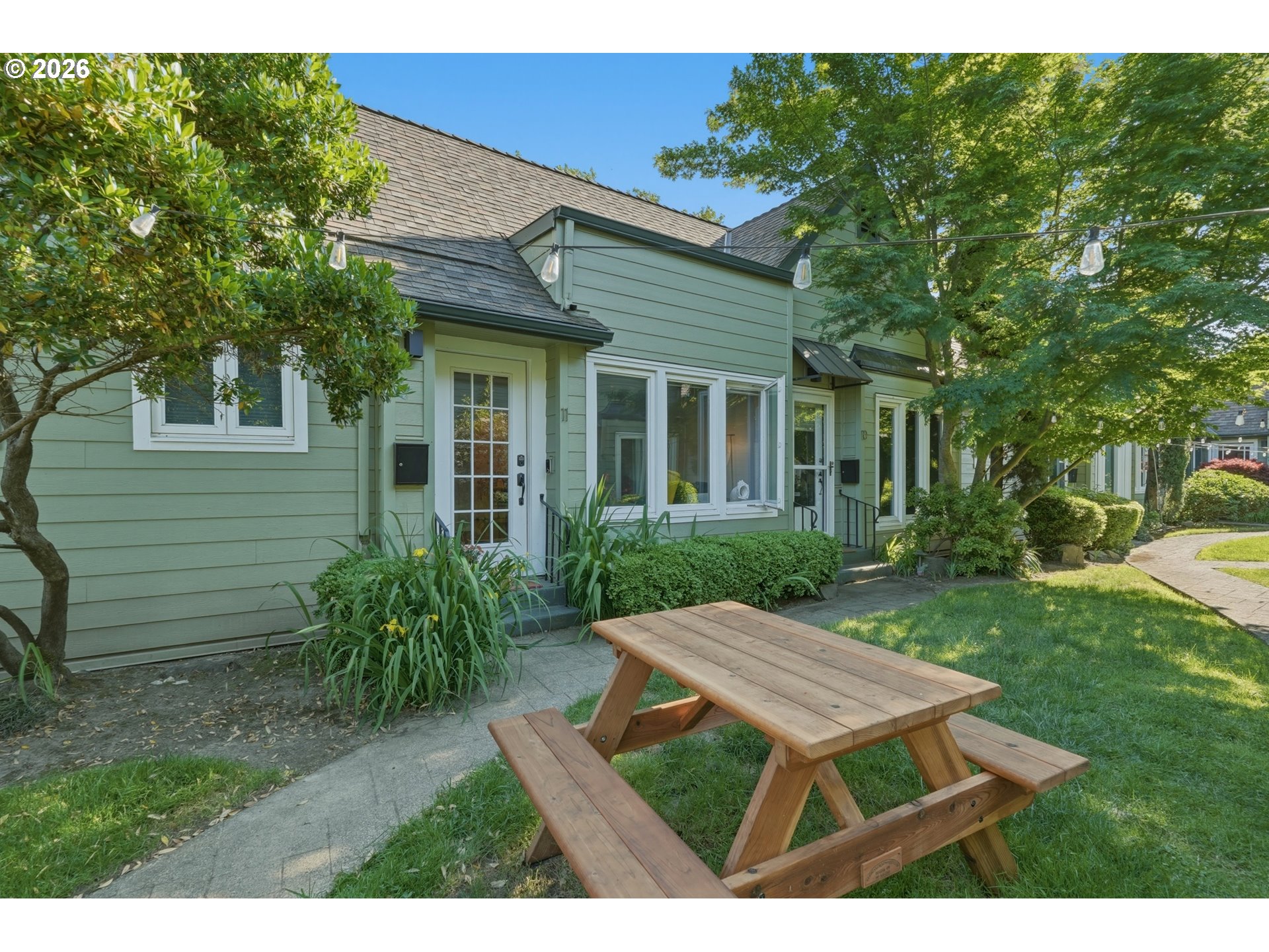 1411 SE 30TH AVE 11