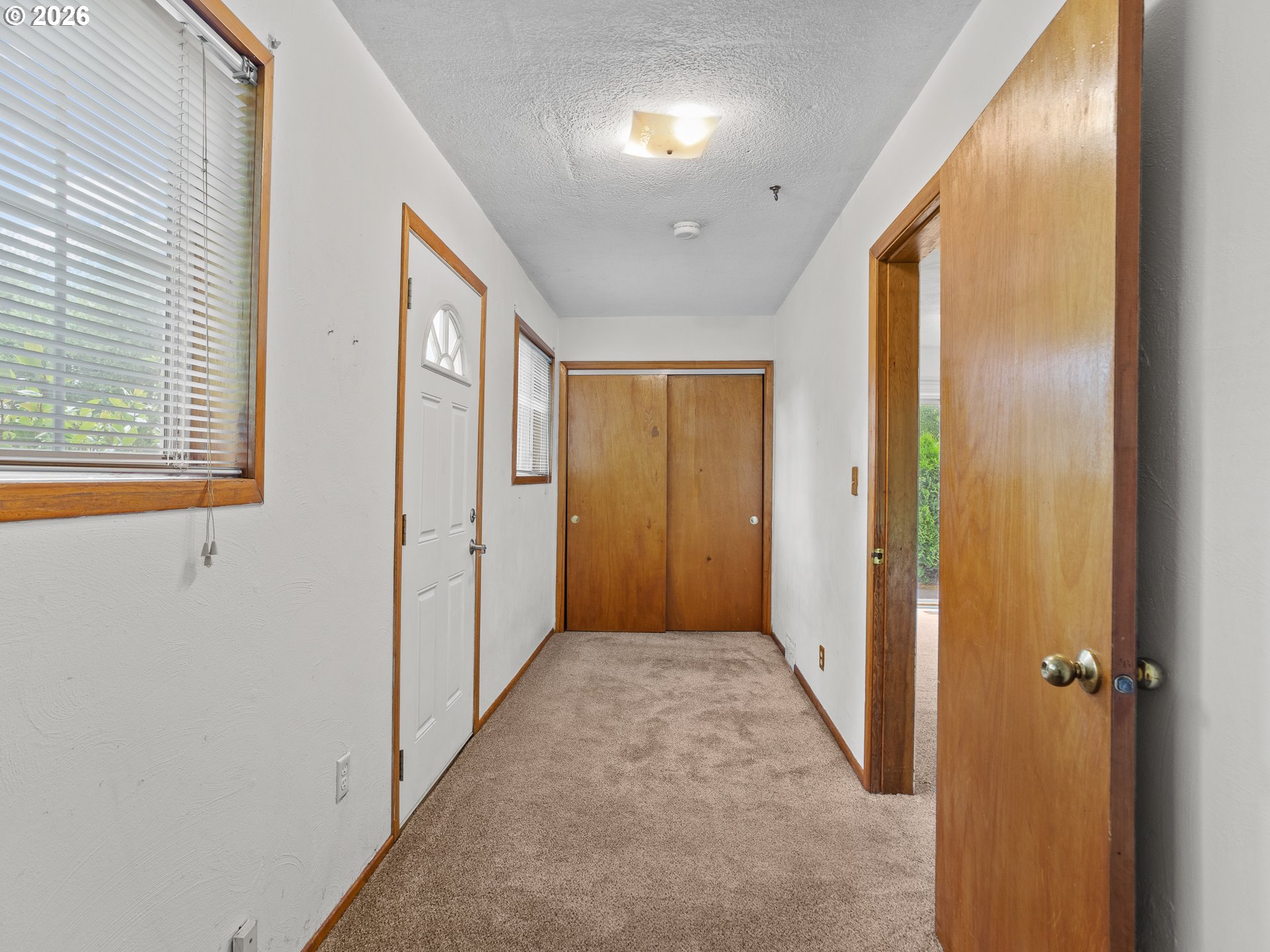 150 RIVER LN