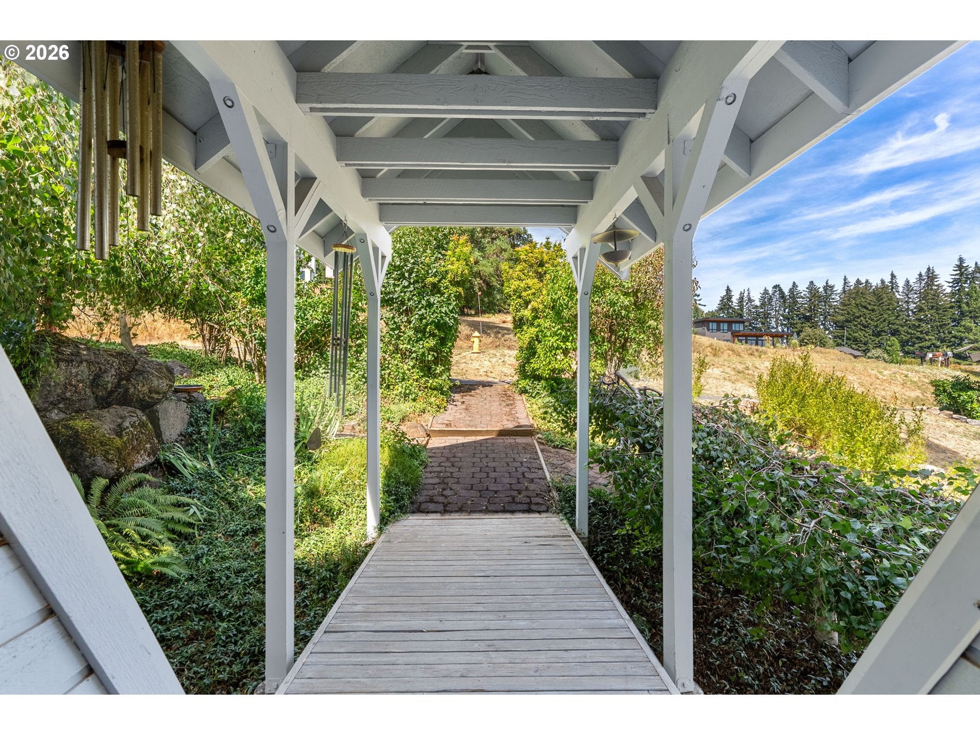 312 HALE DR