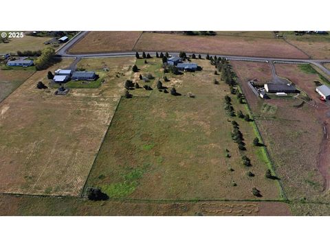 A home in Goldendale