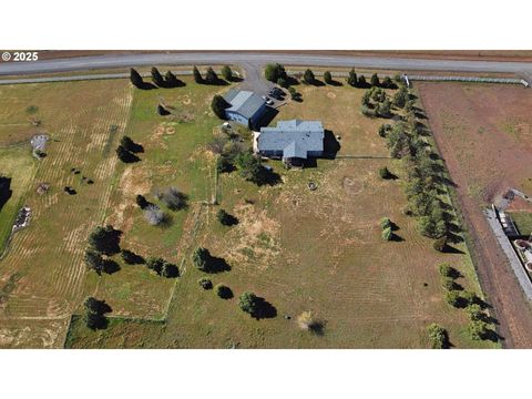 A home in Goldendale