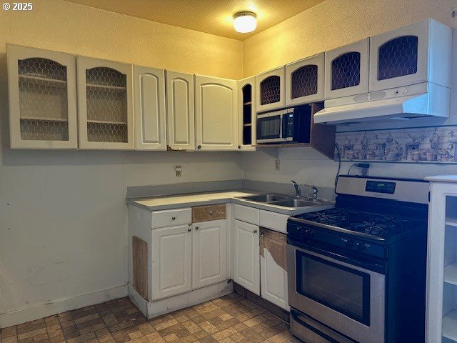 562 N 14TH AVE