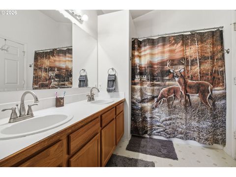 Tiny photo for 1137 Ash Grove Loop, Creswell, OR 97426 (MLS # 275324896)