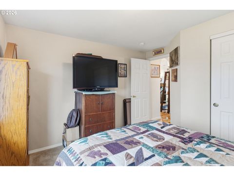 Tiny photo for 1137 Ash Grove Loop, Creswell, OR 97426 (MLS # 275324896)