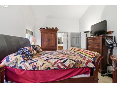 Tiny photo for 1137 Ash Grove Loop, Creswell, OR 97426 (MLS # 275324896)