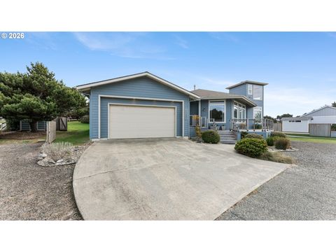 3868 GRANT PL Bandon OR 97411