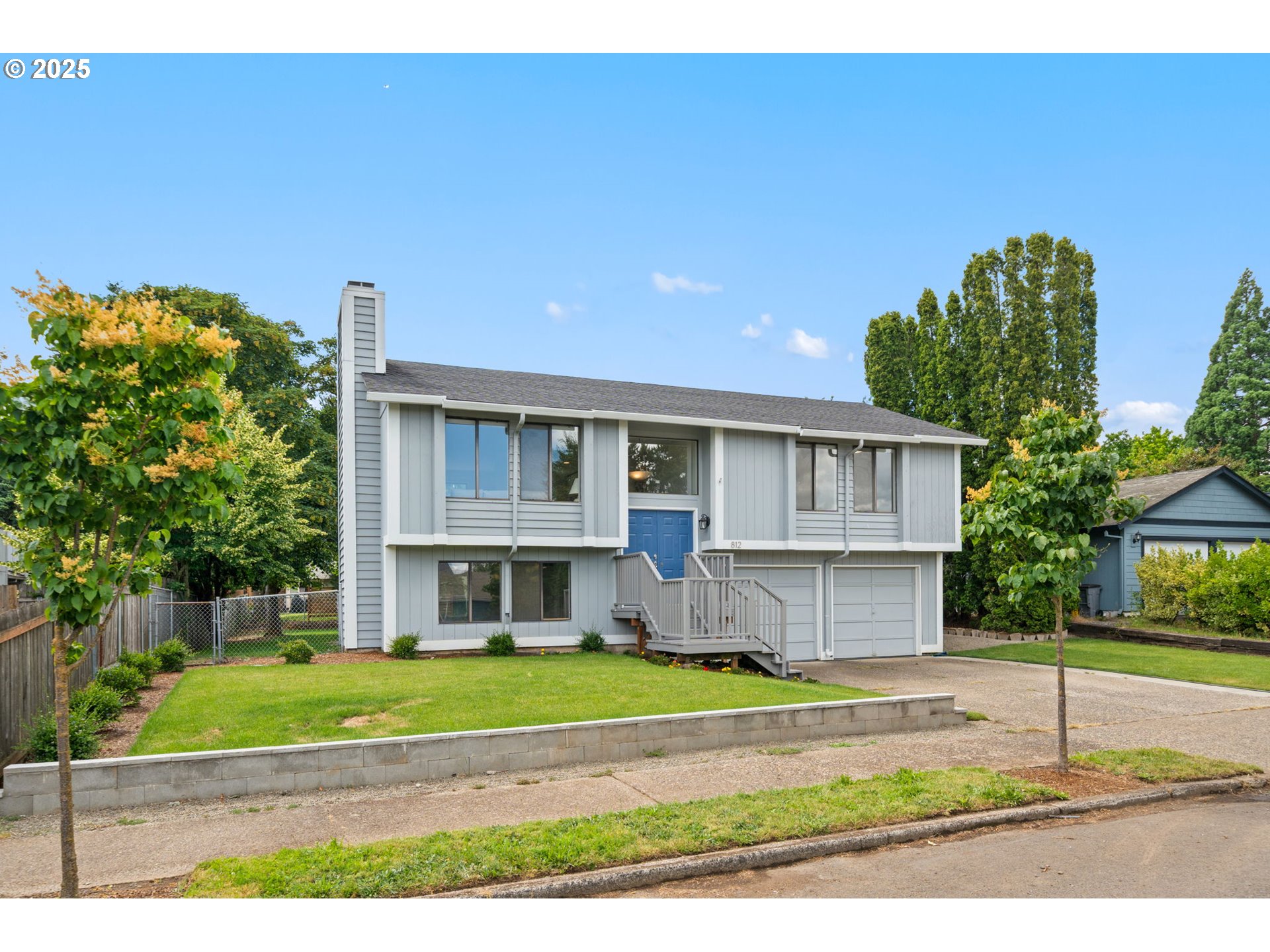 812 SE OLYMPIA DR