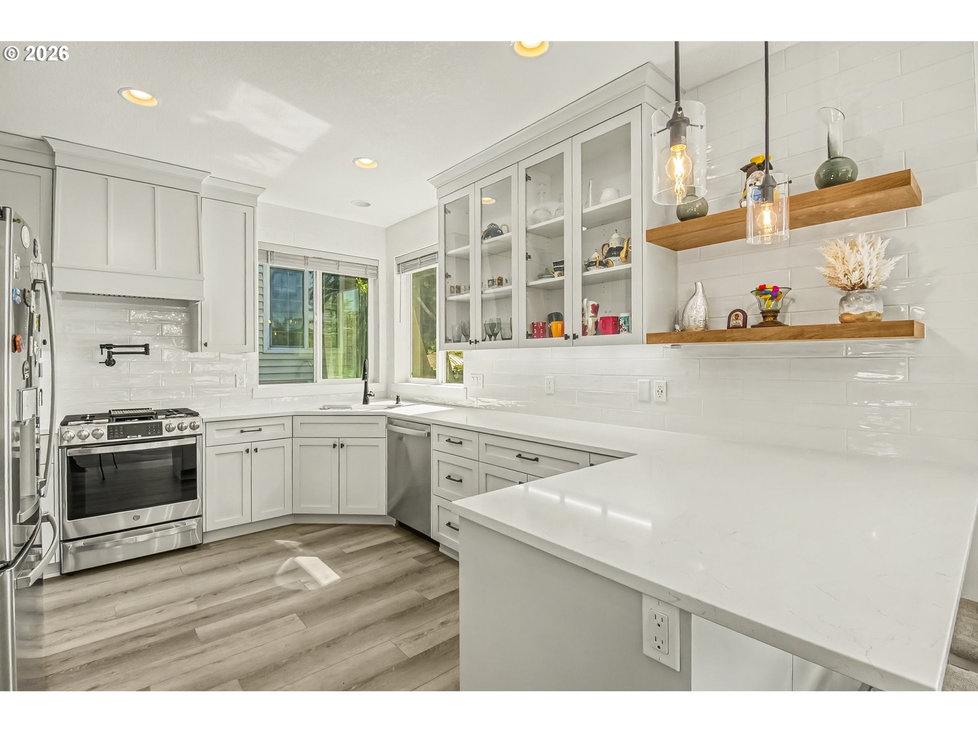 4726 SE SALQUIST RD