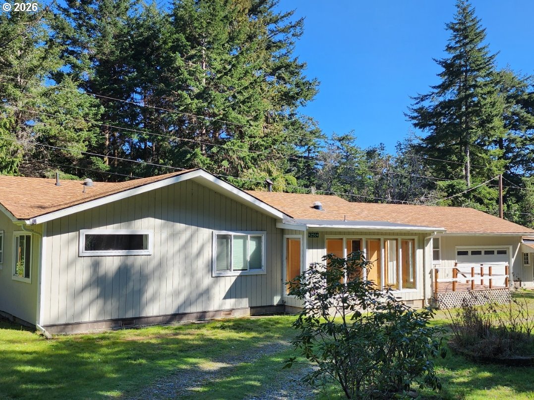 92504 PARADISE POINT RD