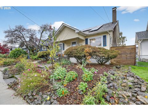 1323 NE 60TH AVE Portland OR 97213