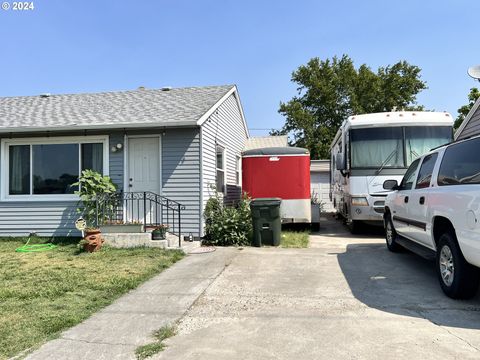 A home in Hermiston